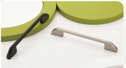Wardrobe Handle 440
